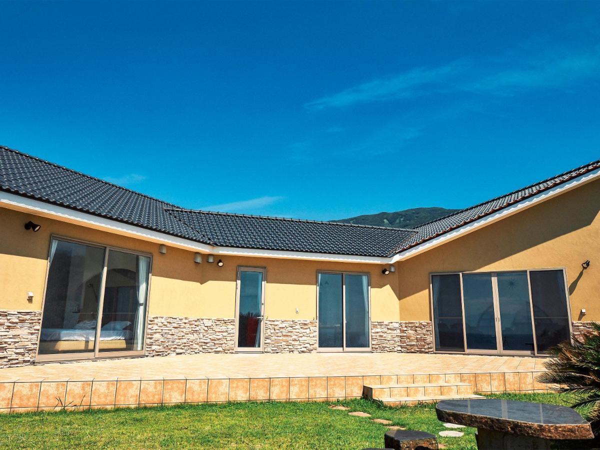 Resort Villa Miko Oshima Exterior foto